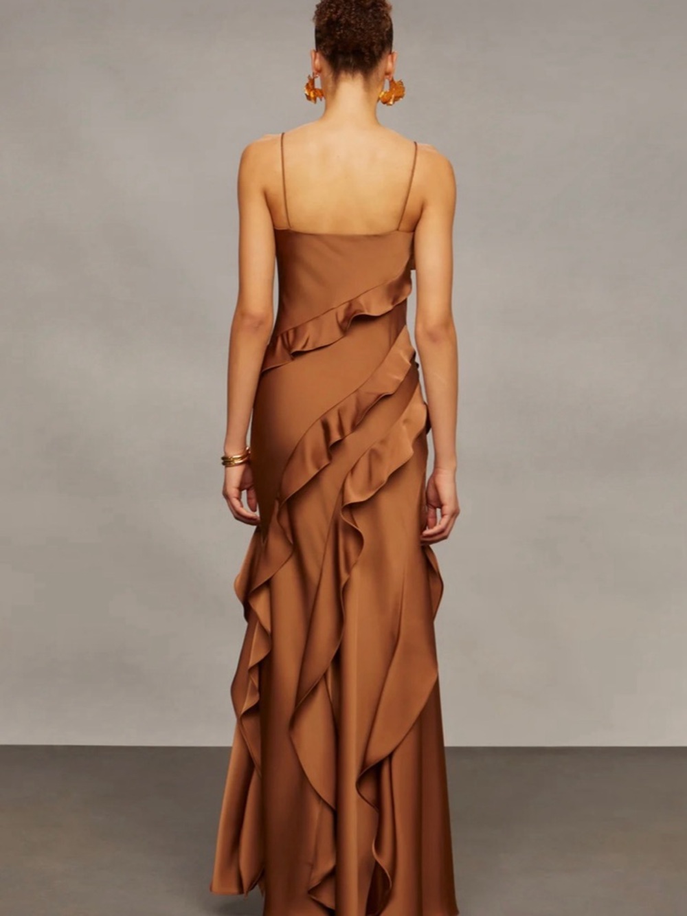 AMUR Ellen Ruffle Gown - Picture 4 of 11
